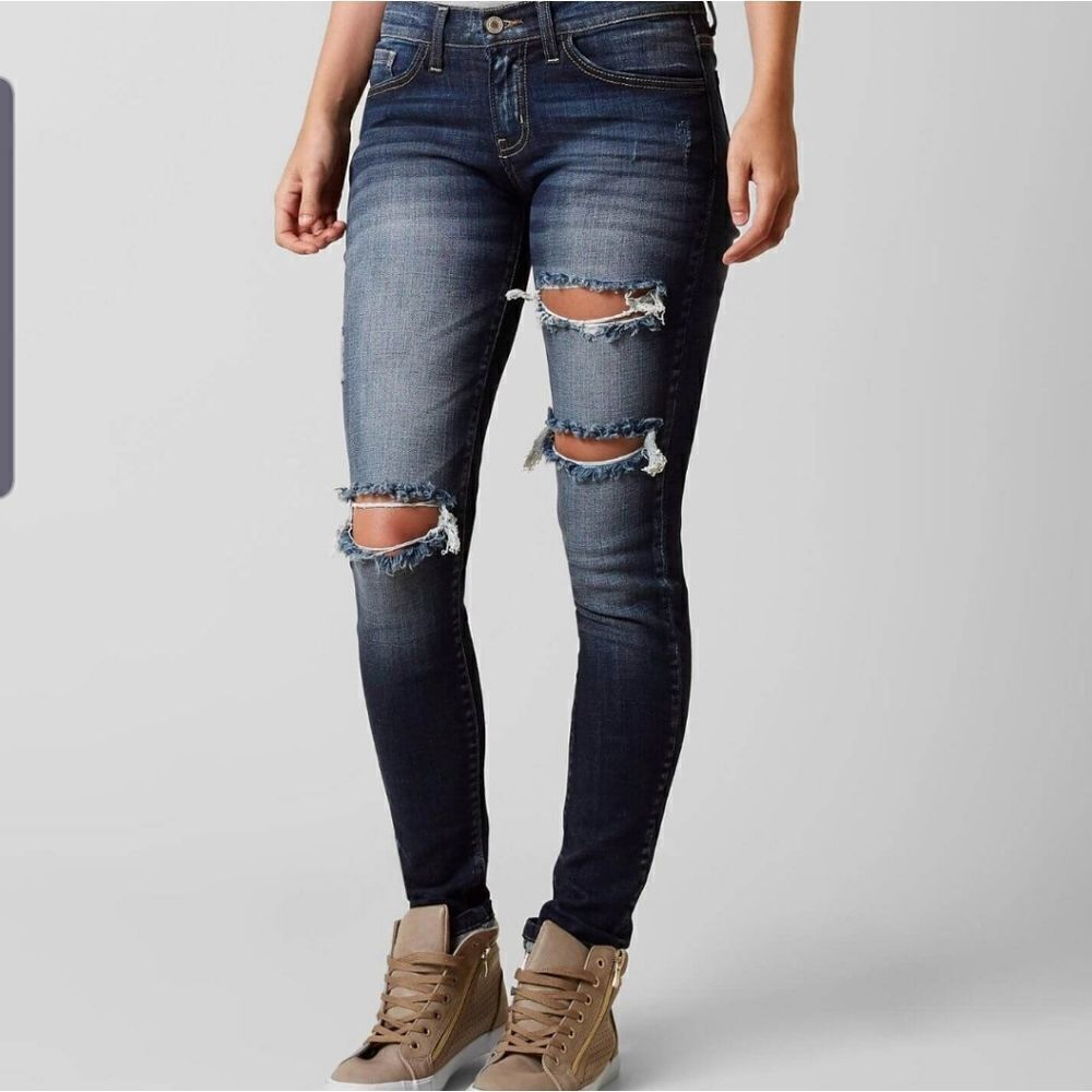 Kancan dark wash distressed jeans sz 36